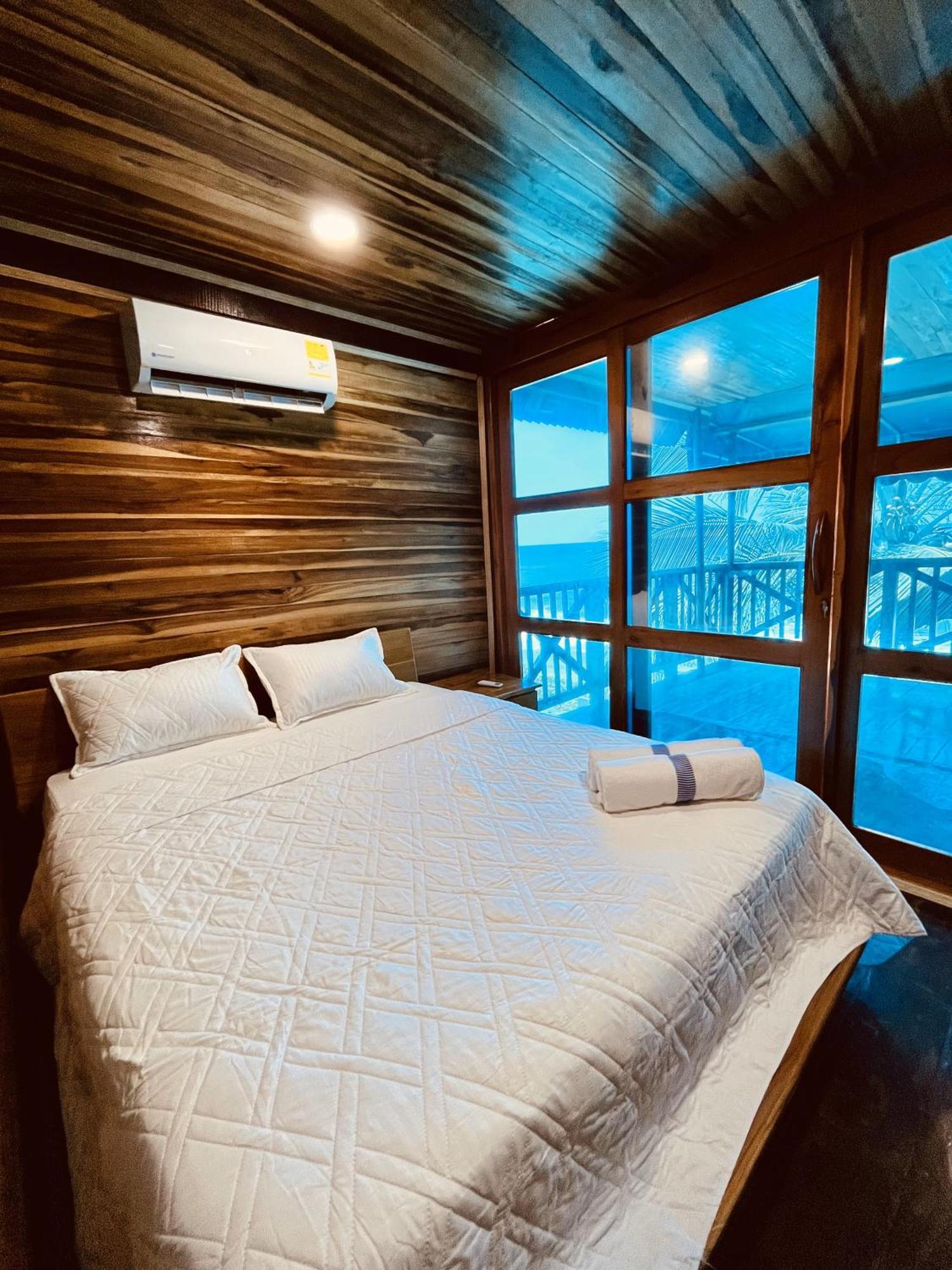 The Shark Cabana Frente Al Mar Лос Наранхос Екстериор снимка